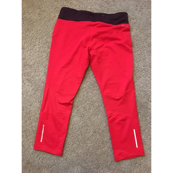 SOLD! Nike Running 7/8 Leggings - Picture 3 of 5